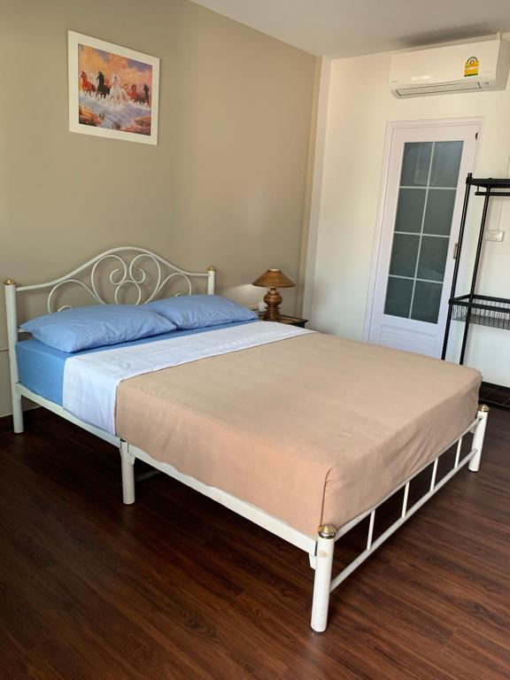 
Budget Double Room with Fan
