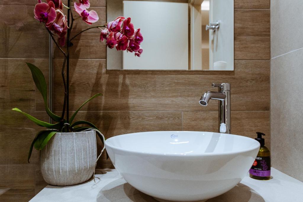 ANTEL Suites & Apartments - 11