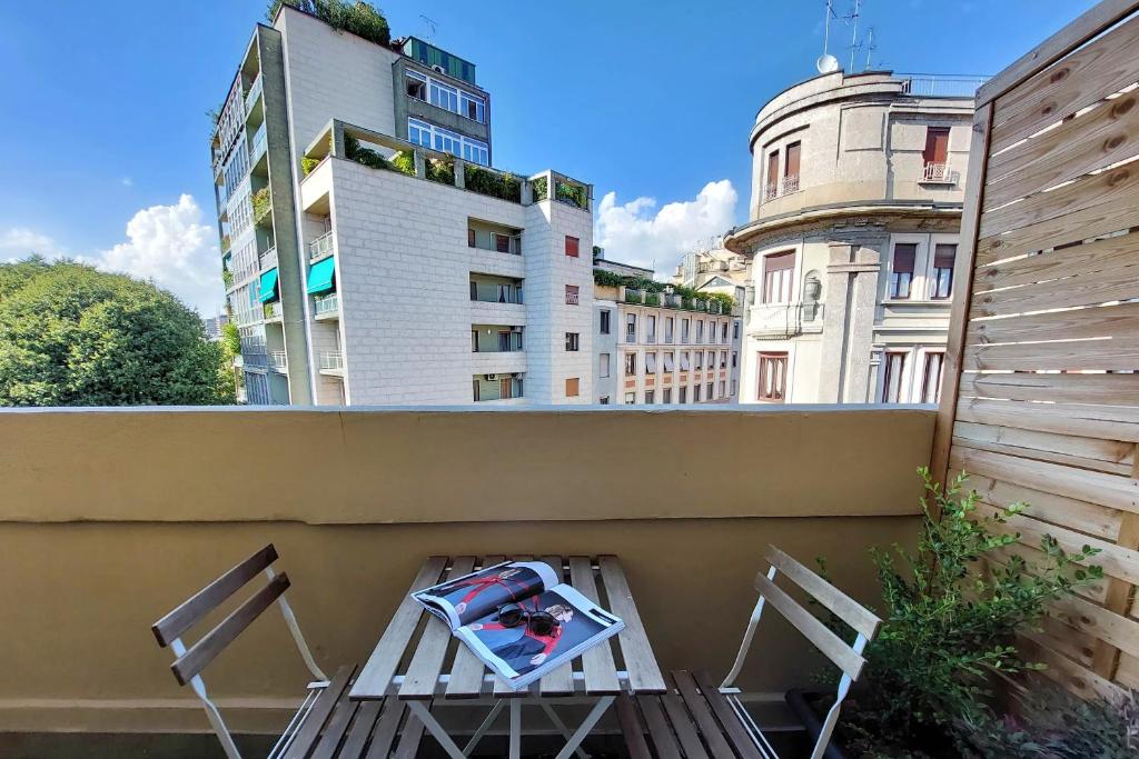 A balcony or terrace at Vico Fashion District