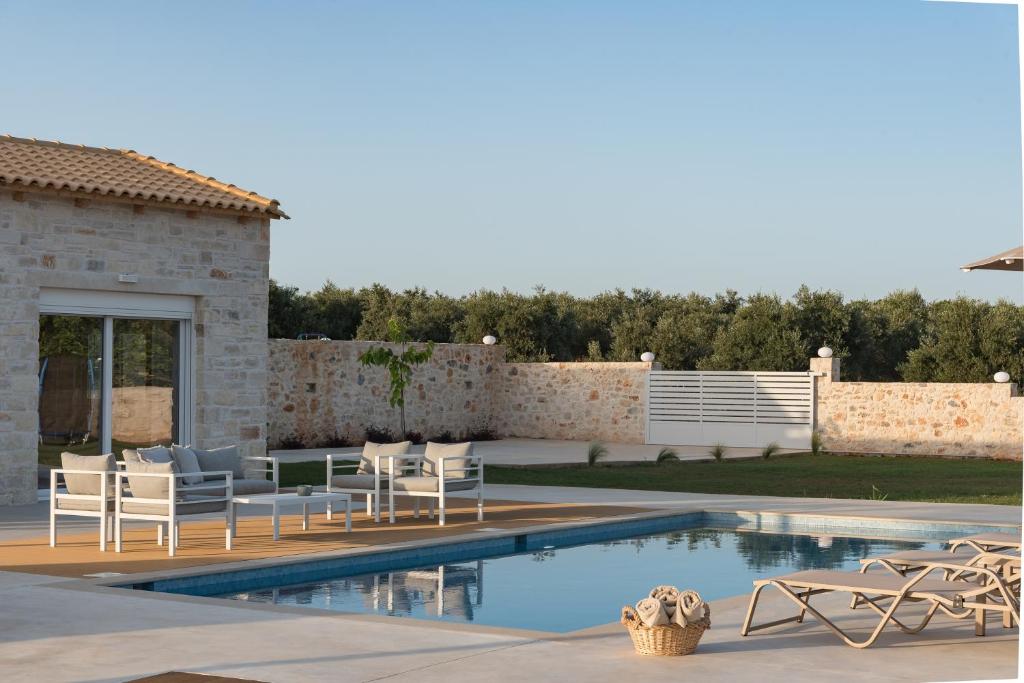 Evaero Villas I, II, III, IV - an ever-so inviting escape