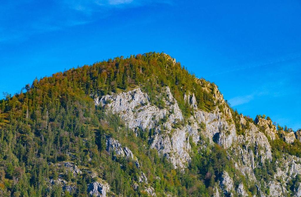 Nespecifikovaný výhled na hory nebo výhled na hory při pohledu z apartmánu