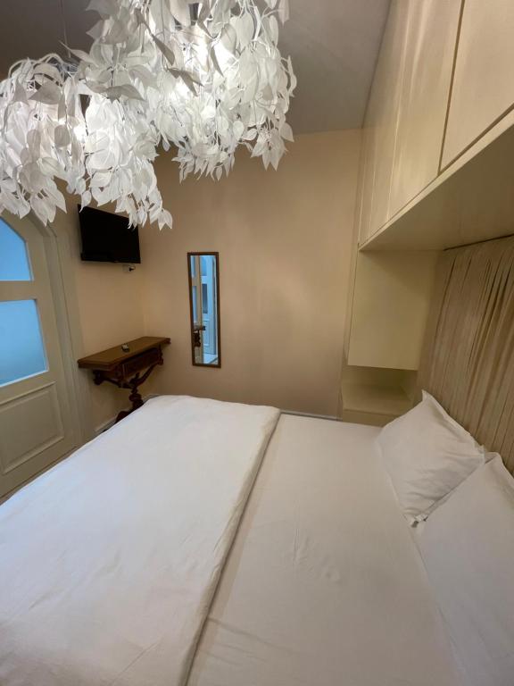 Marini Tiny Home - Image 6