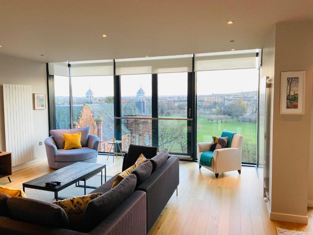 Quartermile Meadows View 2 Bedroom Apartment with FREE Parking