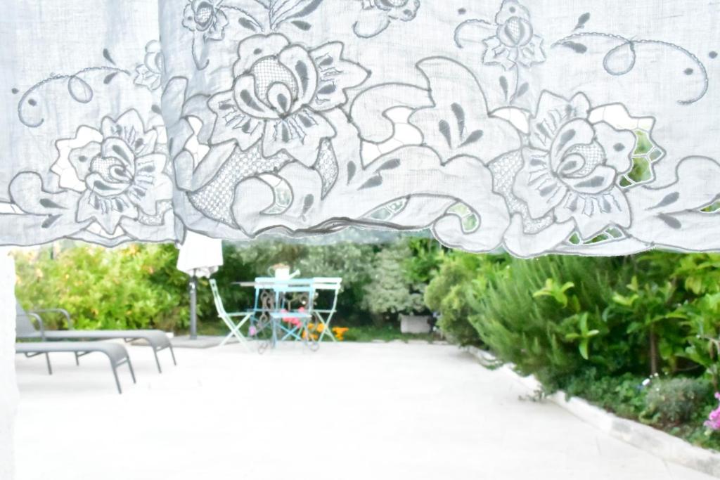 A garden outside I trulli del fattore