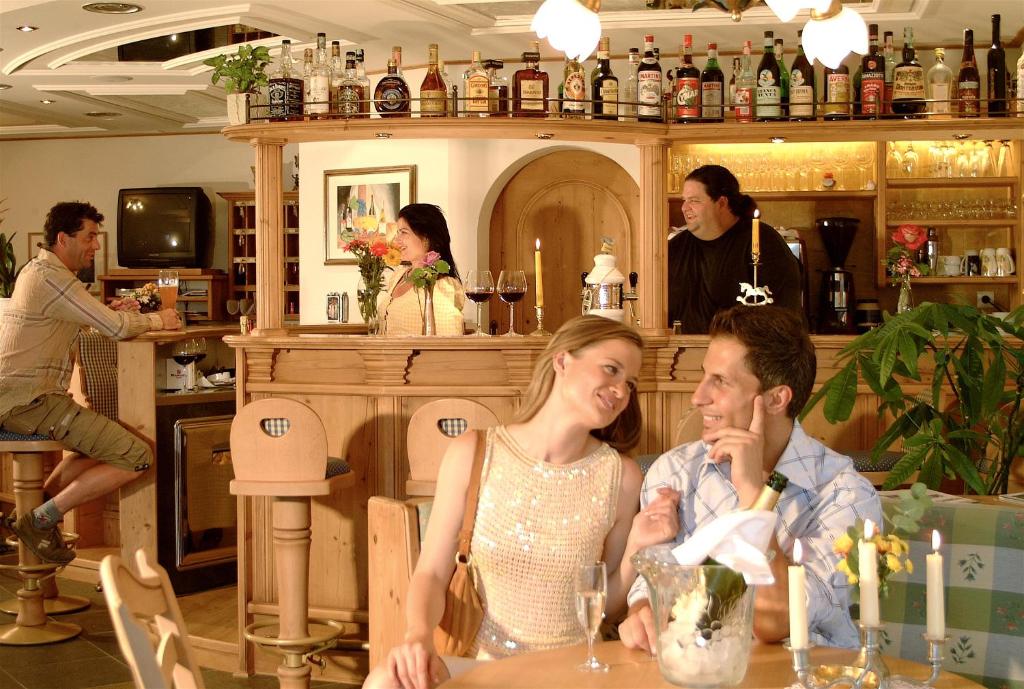 Majutusasutuse Hotel König Laurin külastajad