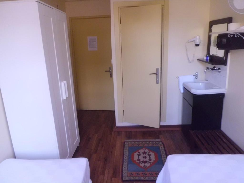 Berk Guest House - Grandma's House - 6