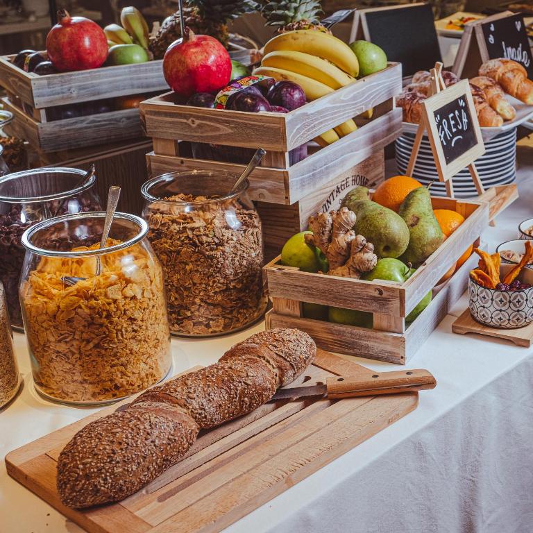 Eten bij of ergens in de buurt van het hotel

