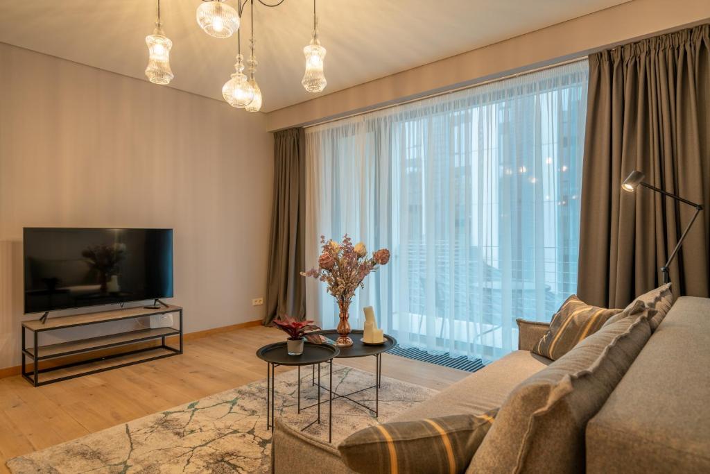 Easyrooms Dzirnavu - Apartamento Con Balcón