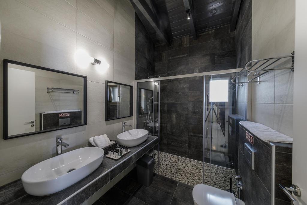 Kúpeľňa v ubytovaní Manazil Mani - Luxury Villas