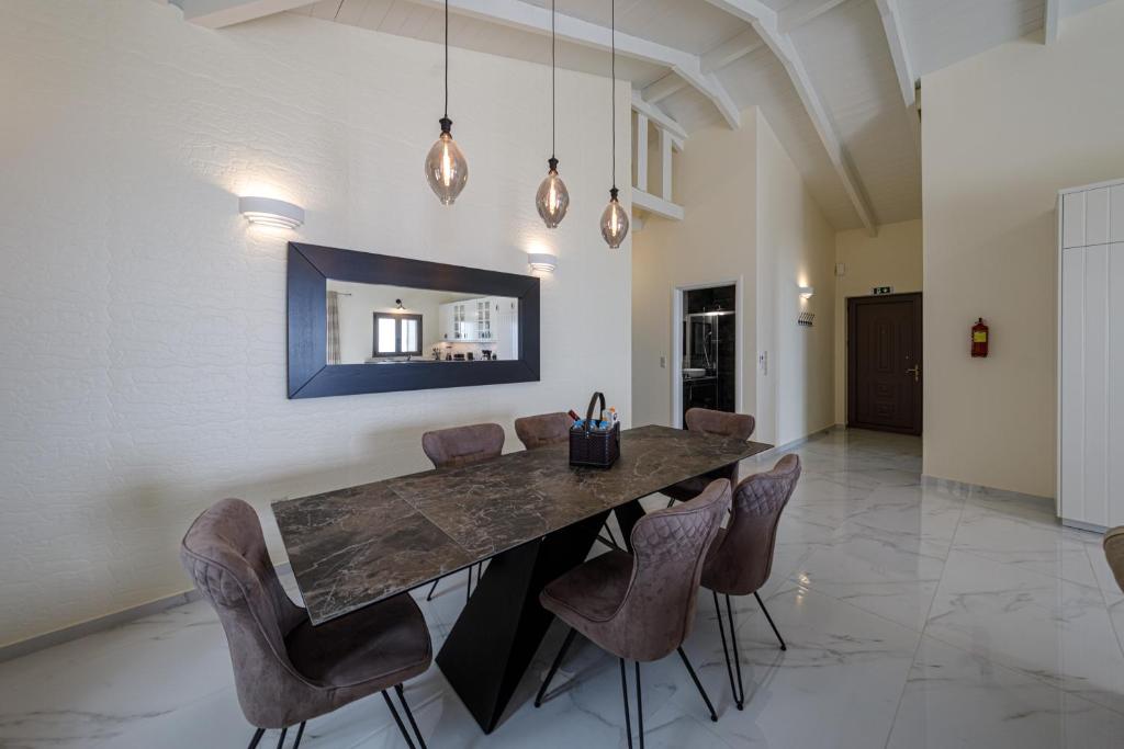 Posedenie v ubytovaní Manazil Mani - Luxury Villas
