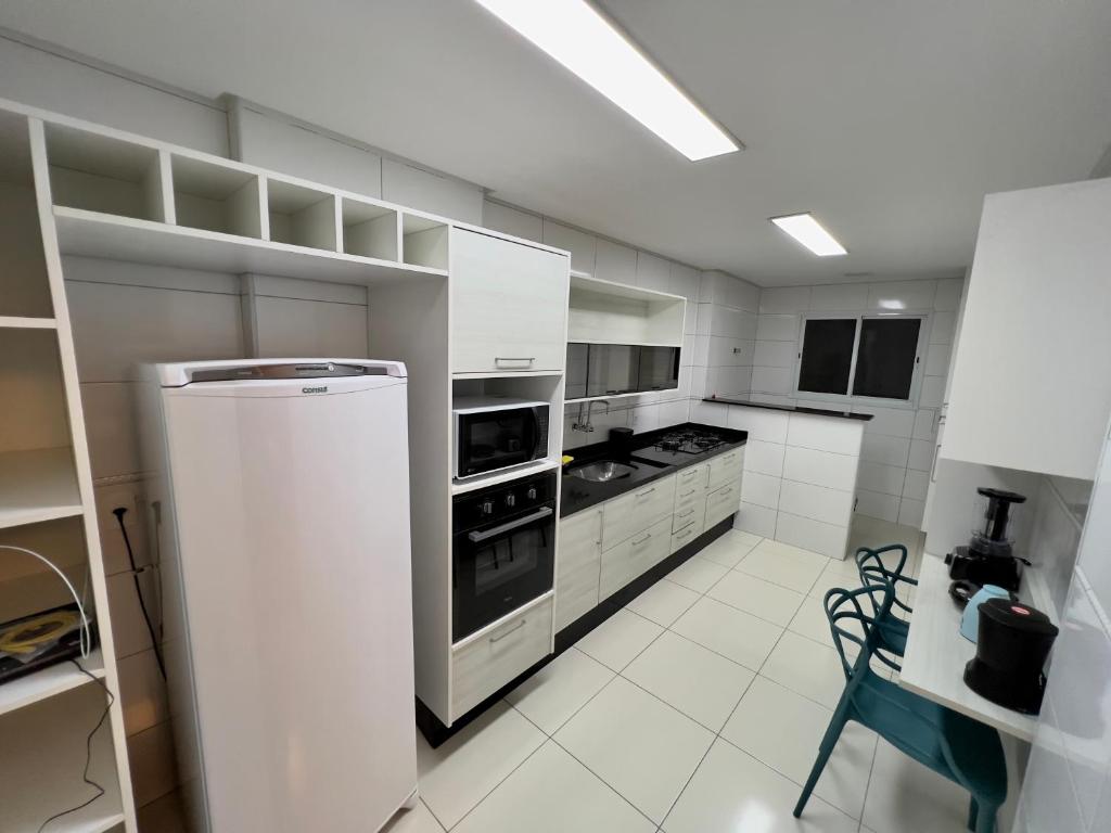 Apartamento 82 - Guilhermina - Wohnung