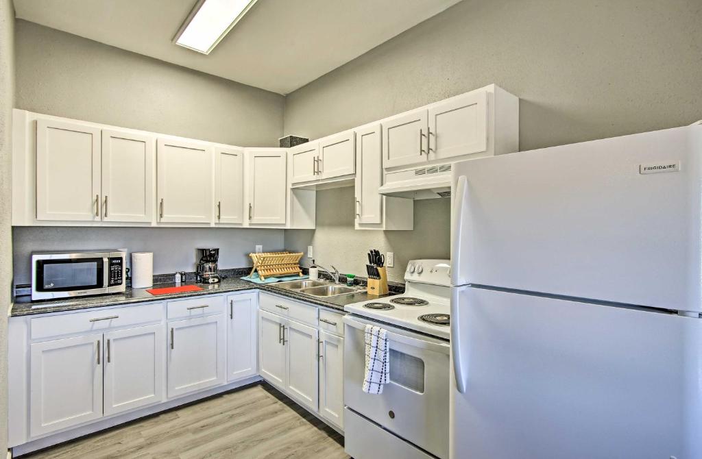 PetFriendly Apt Near Historic Downtown Enid, Enid Updated 2023 Prices