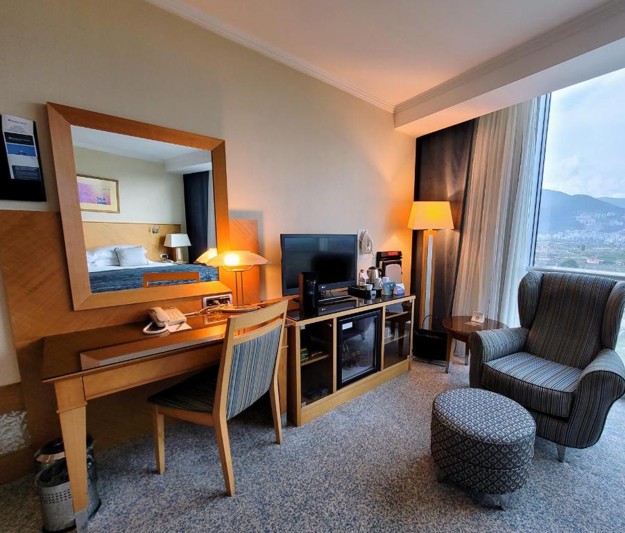 Wyndham Grand Izmir Ozdilek Thermal & Spa - Salle Roi Standard Avec Vue Sur La Mer - Fumer