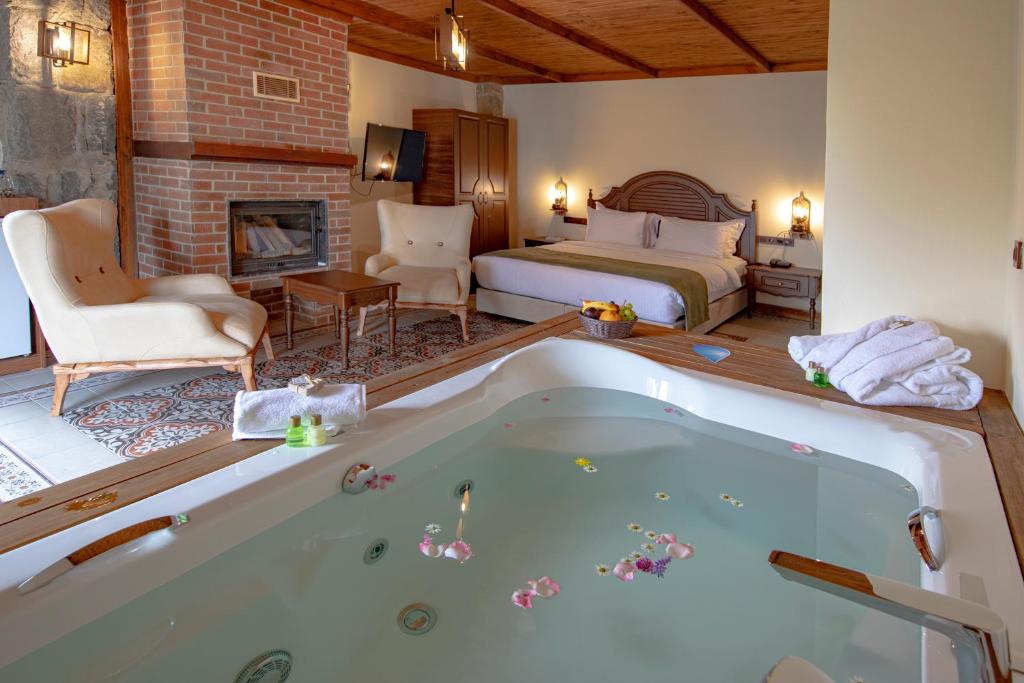 Foleya Mountain Resort Hotel & Villas - Suite Junior Avec Balcon