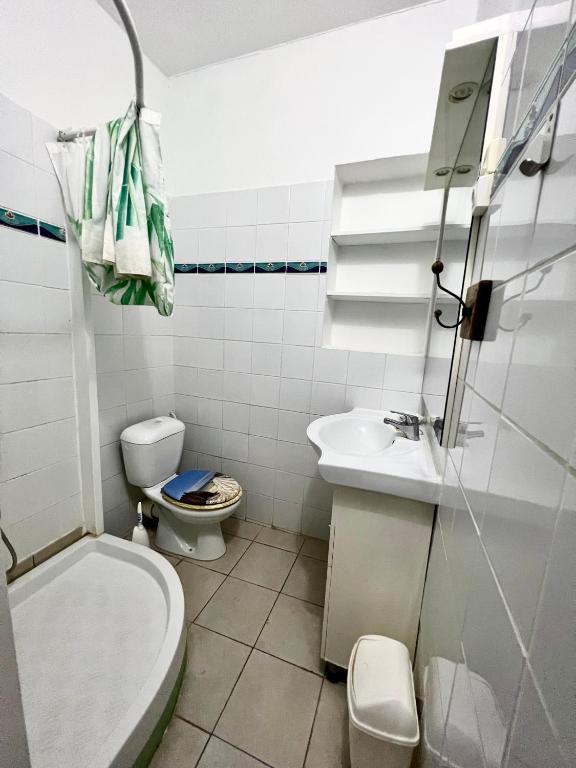 Koupelna v ubytování Ti Cabanon. Appartement vue mer à Deshaies.