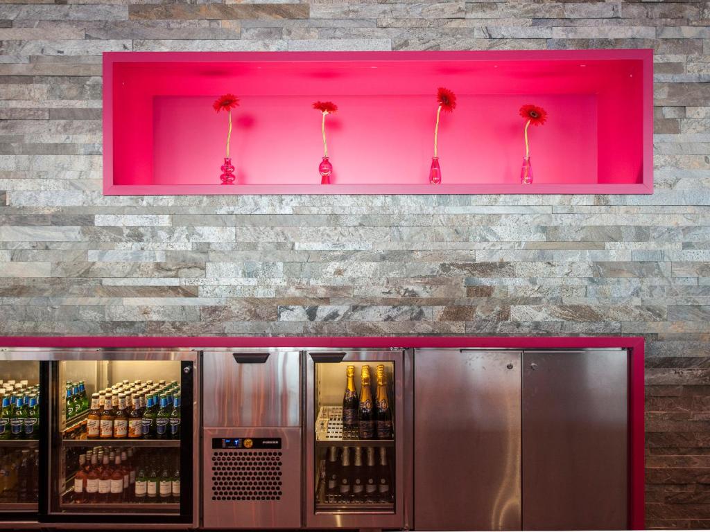 Motel L Hammarby Sjöstad - Resim 17