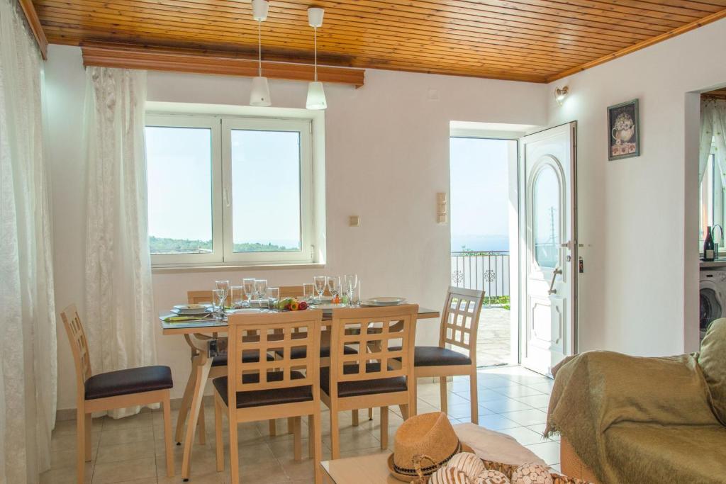 Posedenie v ubytovaní Vista Mare Isavros