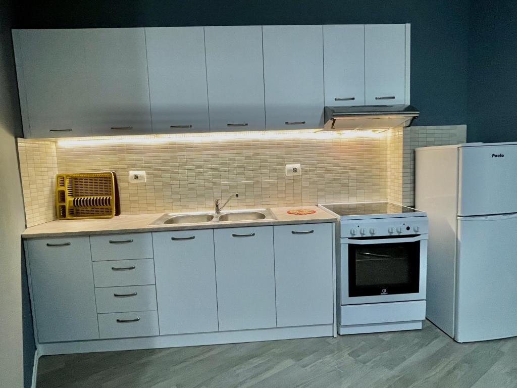 CENTER RESIDENCE - Image 11