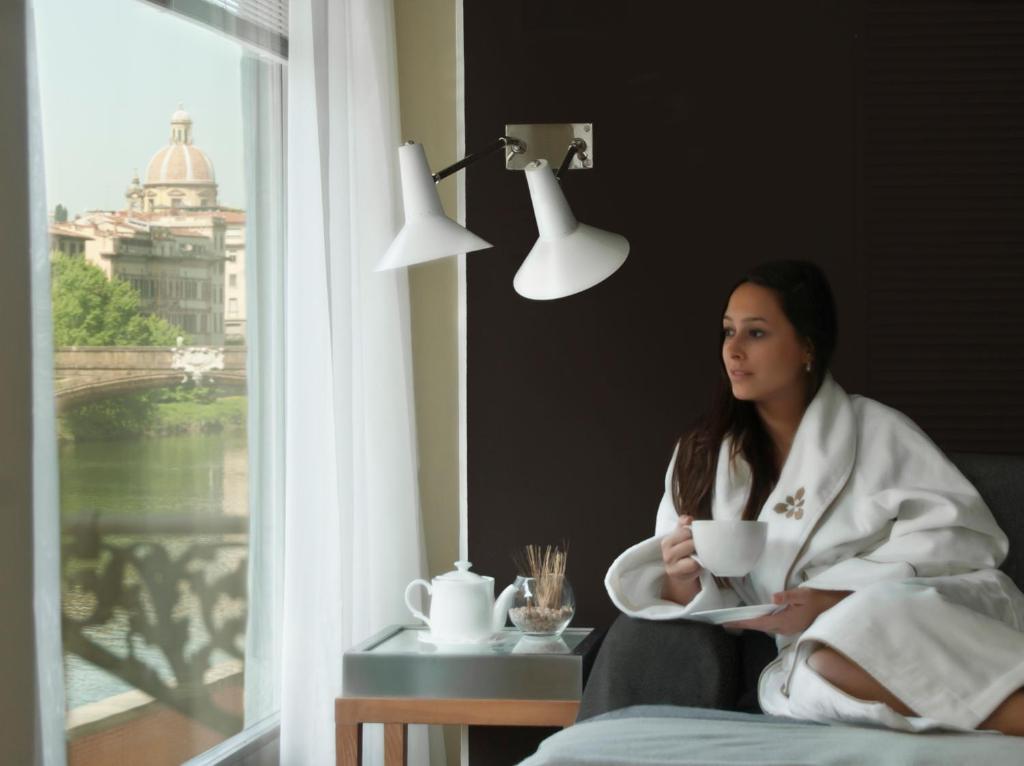 Hotel Continentale - Lungarno Collection - Resim 30