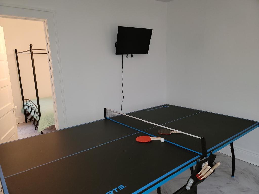 3 Br Getaway Suite with Ping Pong table and Netflix, Syracuse – 2022. aasta  uuendatud hinnad