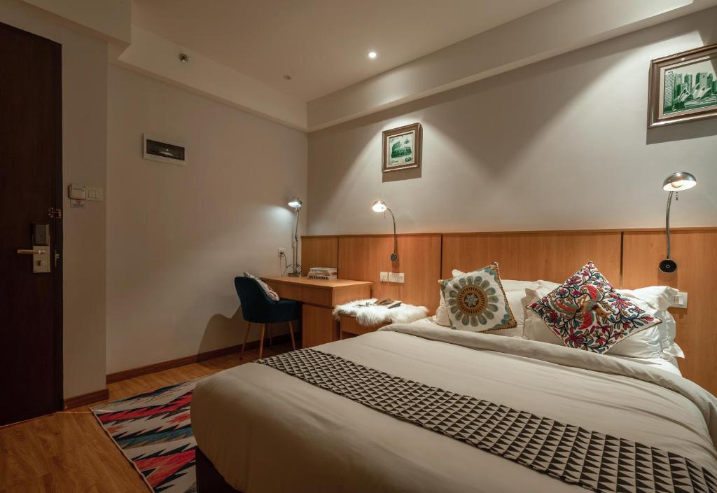 Summer Tree Hotel Penang - Superior Double Room With City View