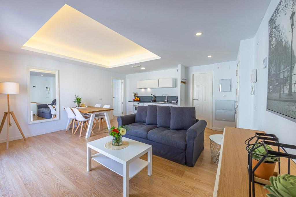 Ventura 2 - Centric & Pool - SimplyTarifa, Tarifa ...
