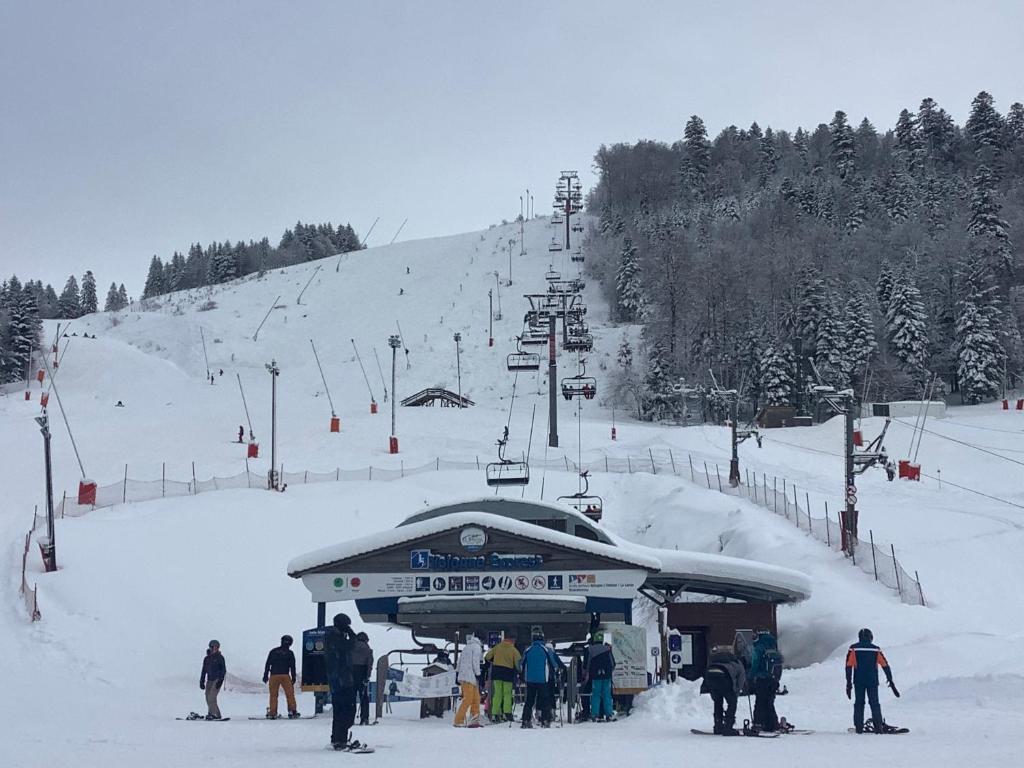 Spacieux appartement dans les hautes Vosges en invierno