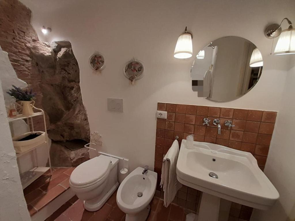 Koupelna v ubytování La Tana del Riccio
