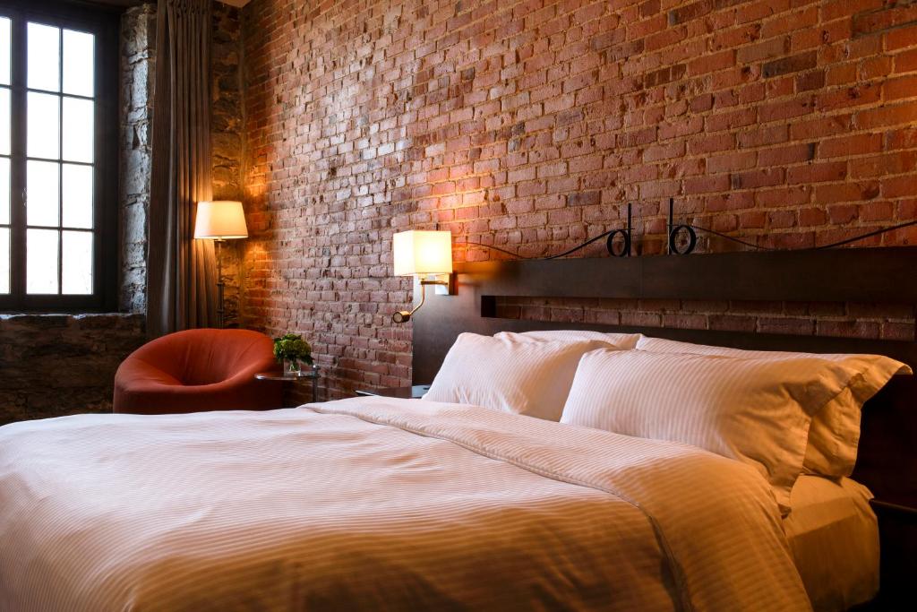 
Deluxe King Room - St Laurent River Front
