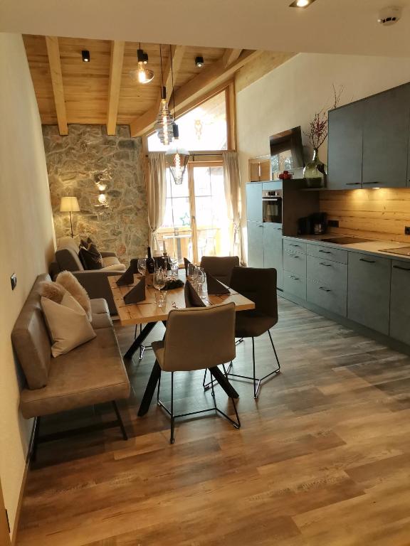 Kuchyň nebo kuchyňský kout v ubytování Das Krumerhaus