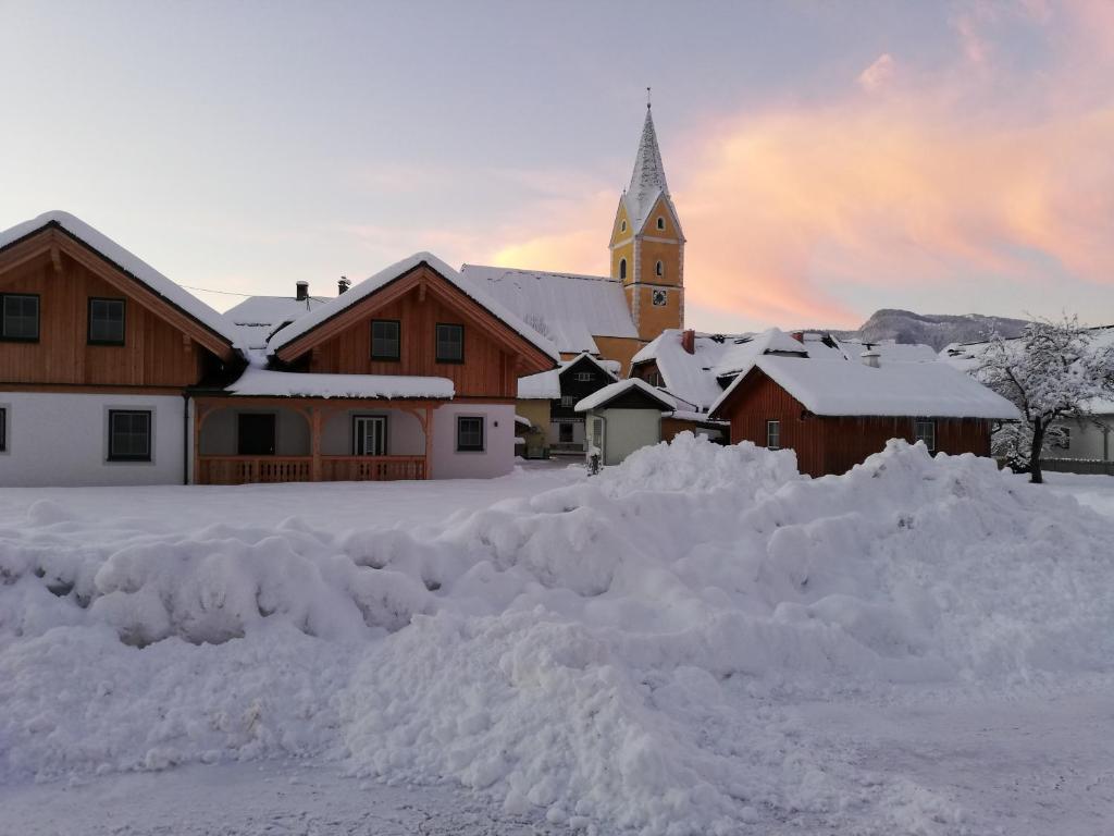 Zweimäderlhaus v zime