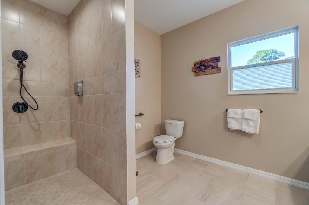 Short term vacation rental luxury B&B CTH - Double Or Twin Room - Disability Access