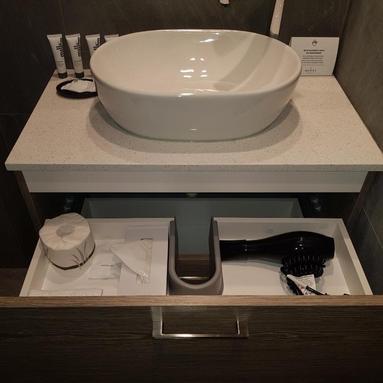 クイーンズタウンにあるQuest Queenstown Apartments Remarkables Parkのギャラリーの写真