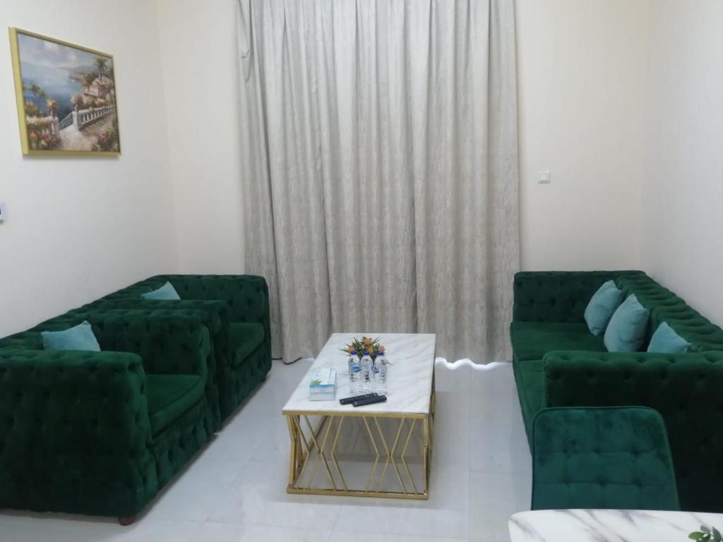 Area soggiorno di Al Rawda Apartments -Ajman