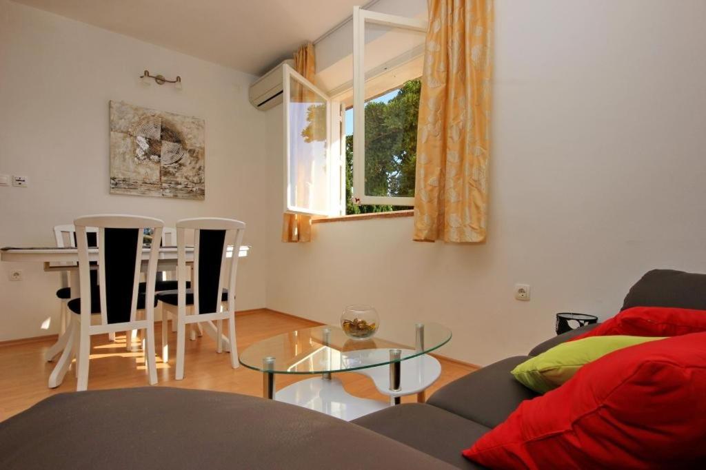 Posedenie v ubytovaní Apartment Charming Arena
