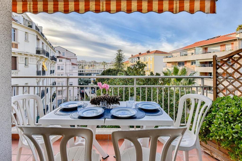 Appartement Le Pacifica , Nice, France - 20 Commentaires clients . Réservez  votre hôtel dès maintenant ! - Booking.com