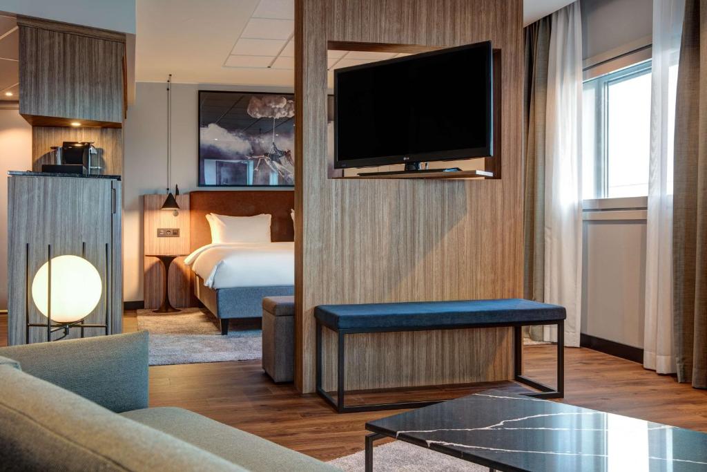 TV a/nebo společenská místnost v ubytování Radisson Blu Airport Hotel, Oslo Gardermoen