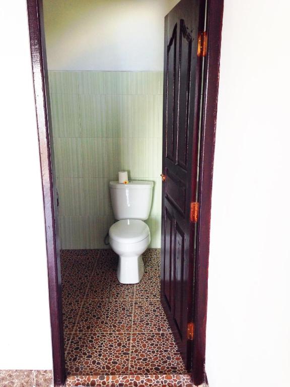 Alur Beach Homestay - 10