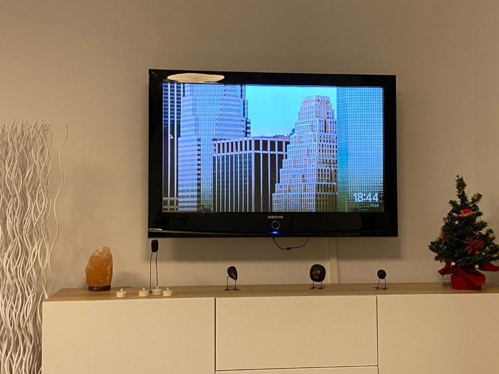 TV a/nebo společenská místnost v ubytování Vianetto Home