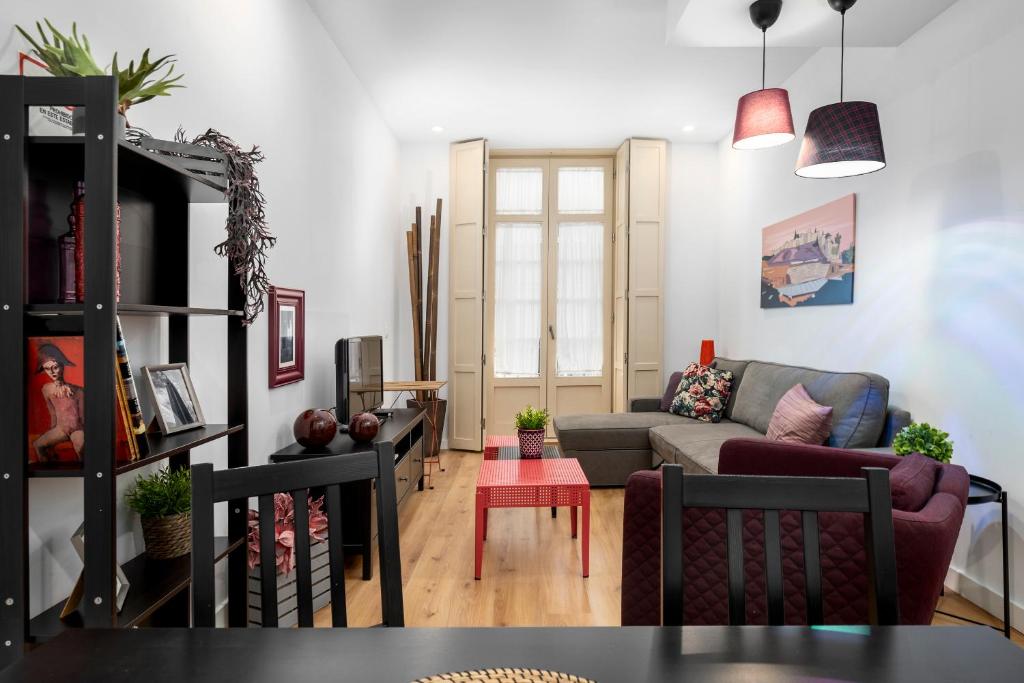 Posedenie v ubytovaní SOHO ARTS DUPLEX CENTRO by AlohaMalaga