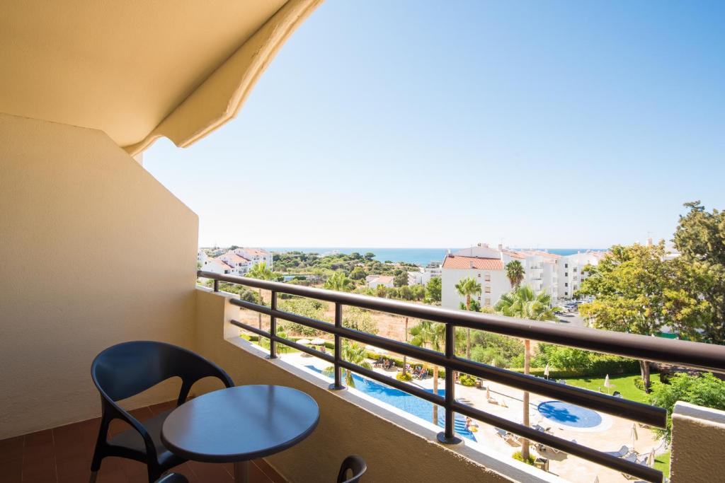 Vila Gale Cerro Alagoa - Twin Room With Pool View And Extra Bed (2 Adults + 1 Child)