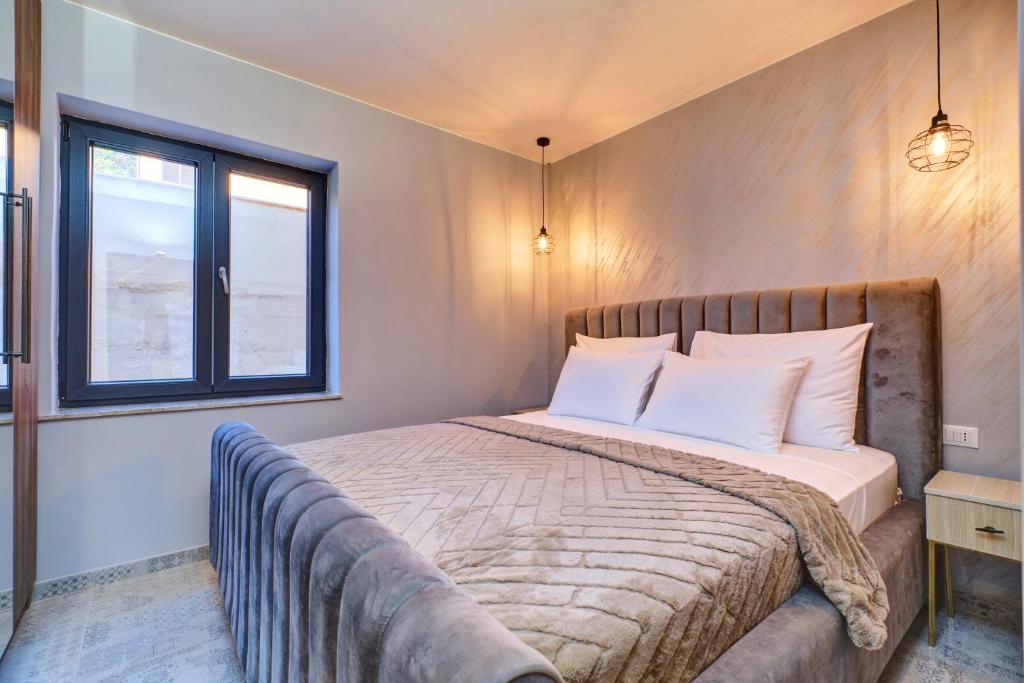 Posteľ alebo postele v izbe v ubytovaní Luxury apartments