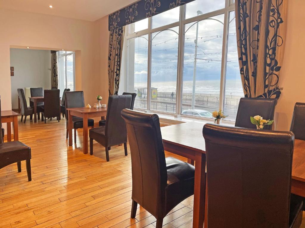 The President Hotel - Resim 3