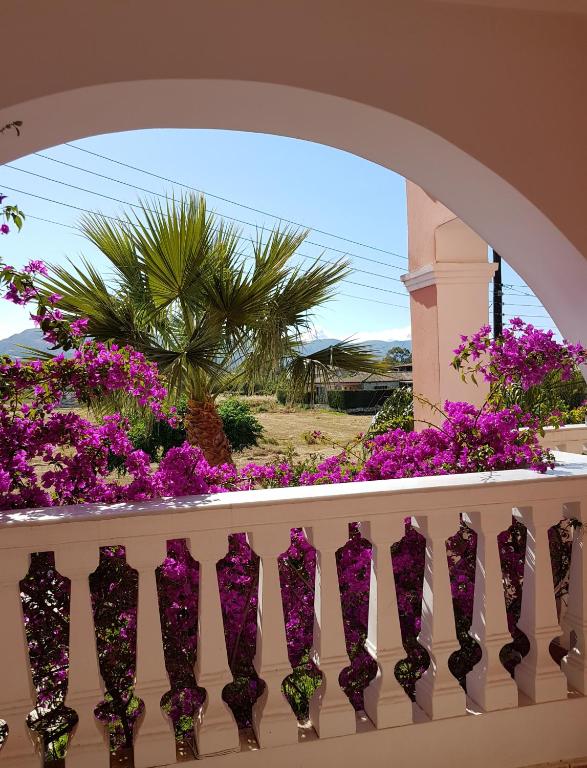 Villasabella - Deluxe Double Or Twin Room With Balcony