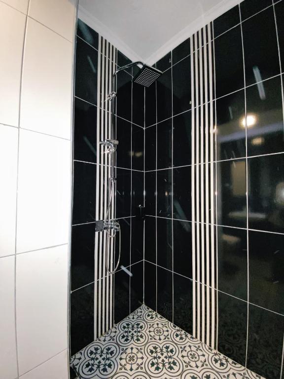 Koupelna v ubytování Nefis Hotel City