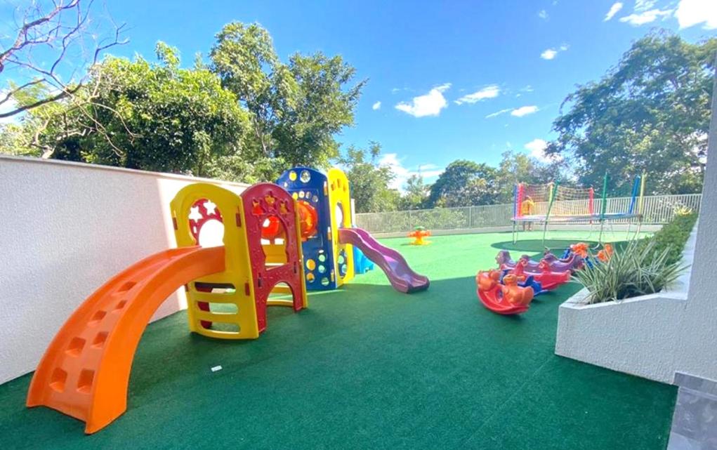 Детска площадка в Park Veredas - Flat Excepcional, com mobília de alto padrão