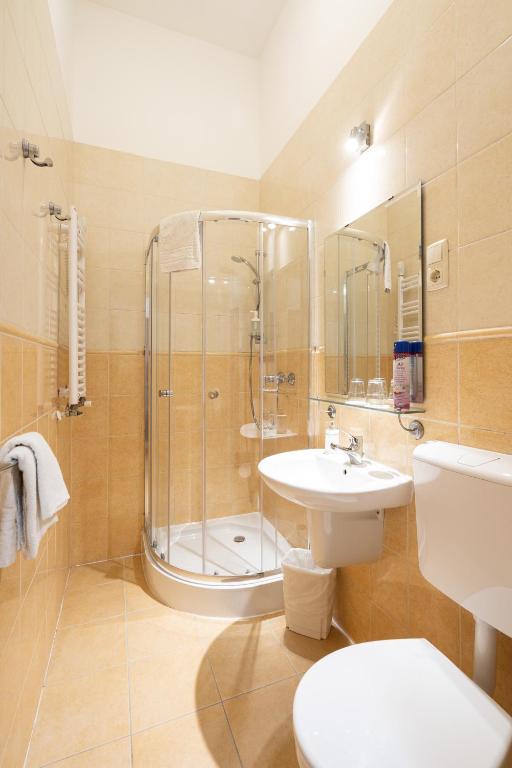 Budapest Panorama Central - Resim 13