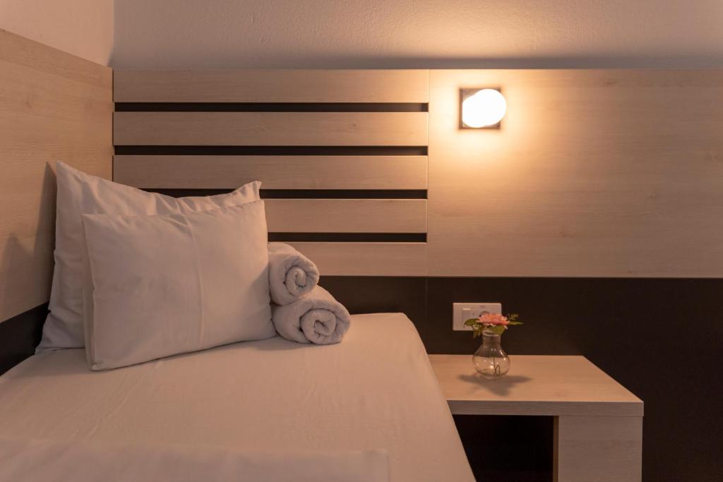 Garni Hotel 11tica DM - Resim 20