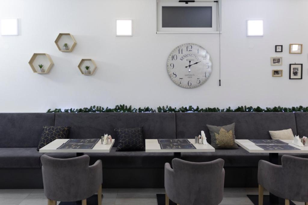 Garni Hotel 11tica DM - Resim 15