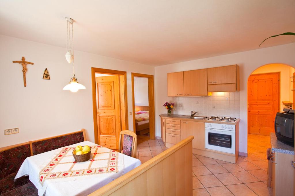 Kuchyň nebo kuchyňský kout v ubytování Schneiderhof, Chalet, Urlaub auf dem Bauernhof